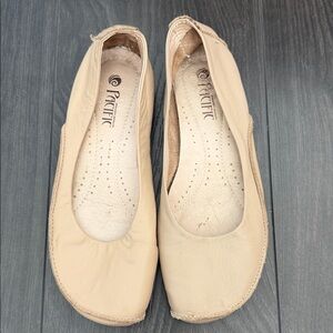 Pacific Sheepskin Cream Leather Slip-On Ballet Flats